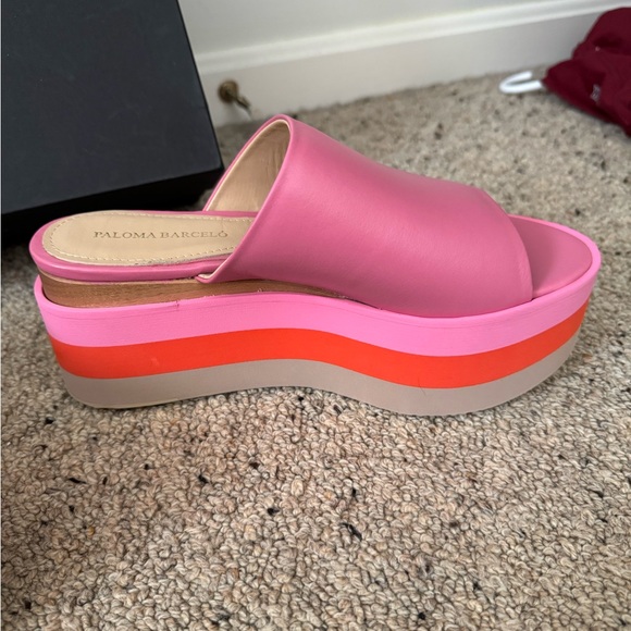 Paloma Barcelo Pink Mules with Orange Soles - Picture 2 of 6